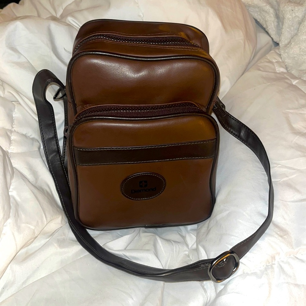Vintage Diamond Faux Leather DM 20 Polaroid camera shoulder bag- Rare!